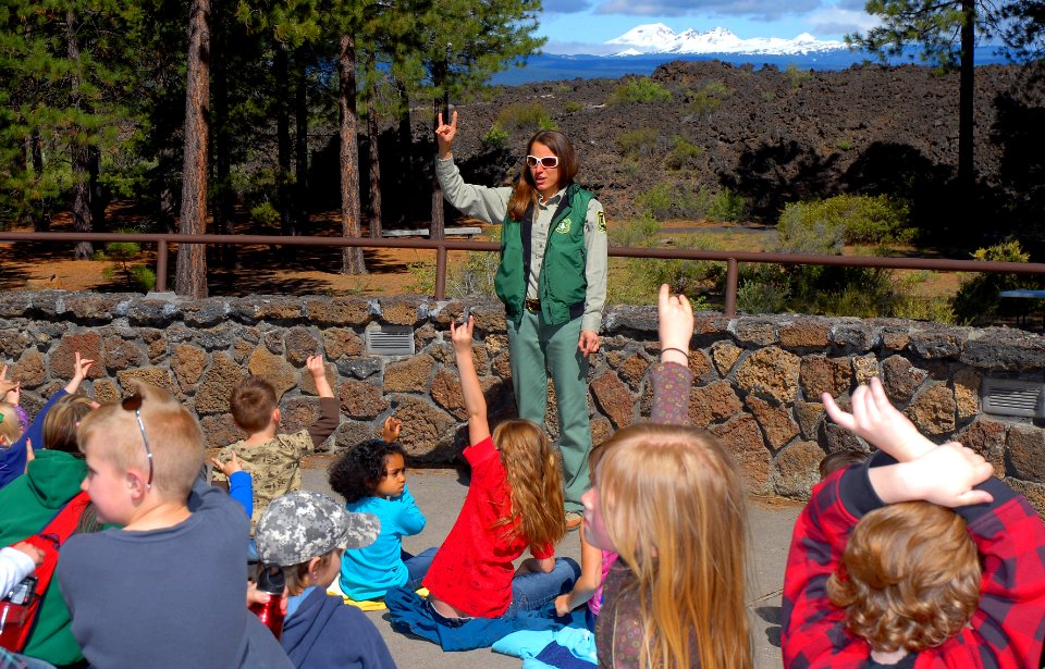  Deschutes National Forest Youth outdoor education