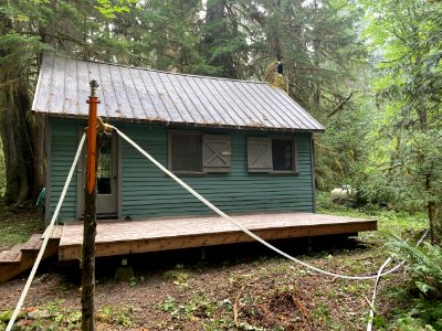 20200914 GiffordPinchot Sprinklers set to protect a historic cabin during Big Hollow Fire