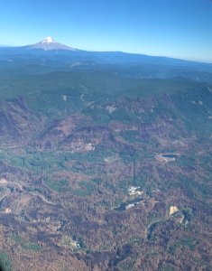 Aerial image of Riverside Fire looking towards Mt. Hood, Mt. Hood National Forest