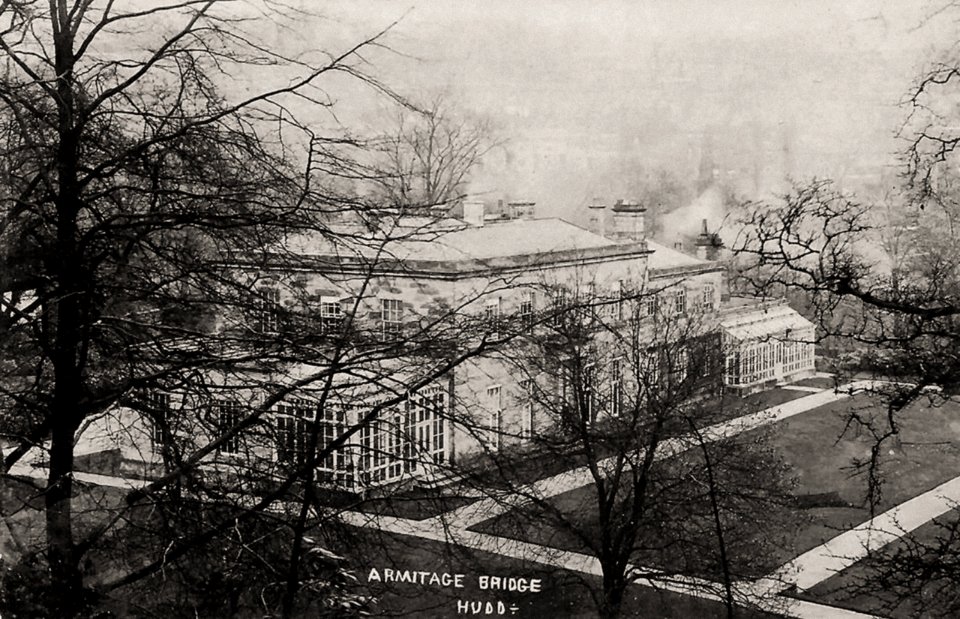 1905 photograph of Armitage Bridge House