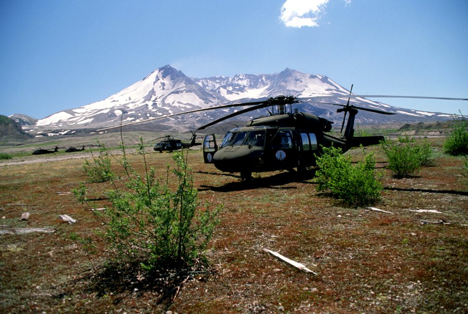 Gifford Pinchot National Forest, Mt St Helens NVM, black hawk helicopters,Spirit Lake
