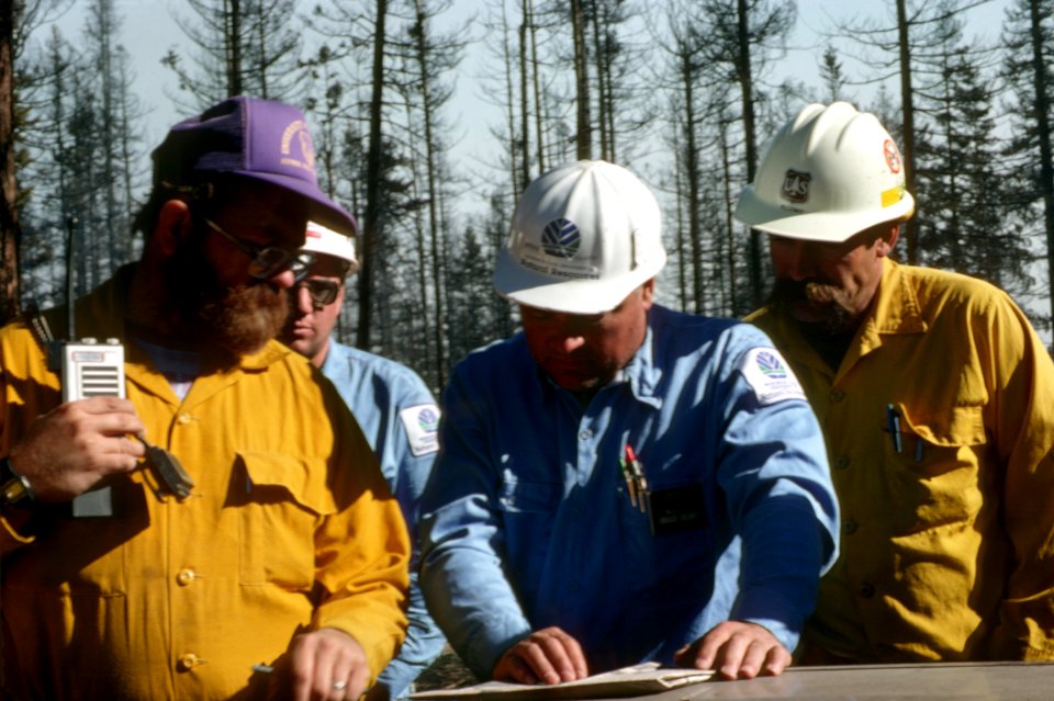 Colville National Forest, wildfire crew