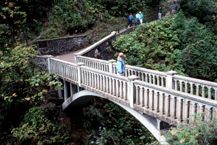 Bridge at Multnomah Falls, Columbia River Gorge National Scenic Area.jpg