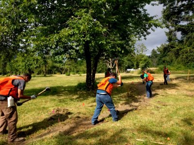 Forest Youth Success (FYS) crew working with Forest Service staff , Columbia River Gorge NSA