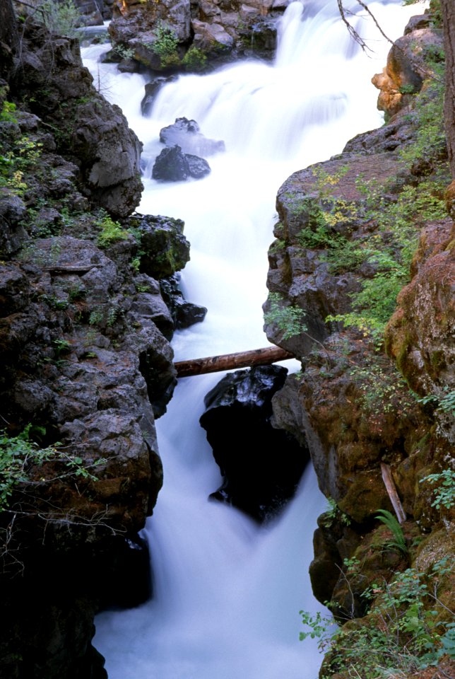 Small Gorge on River, Rogue River-Siskiyou National Forest.jpg
