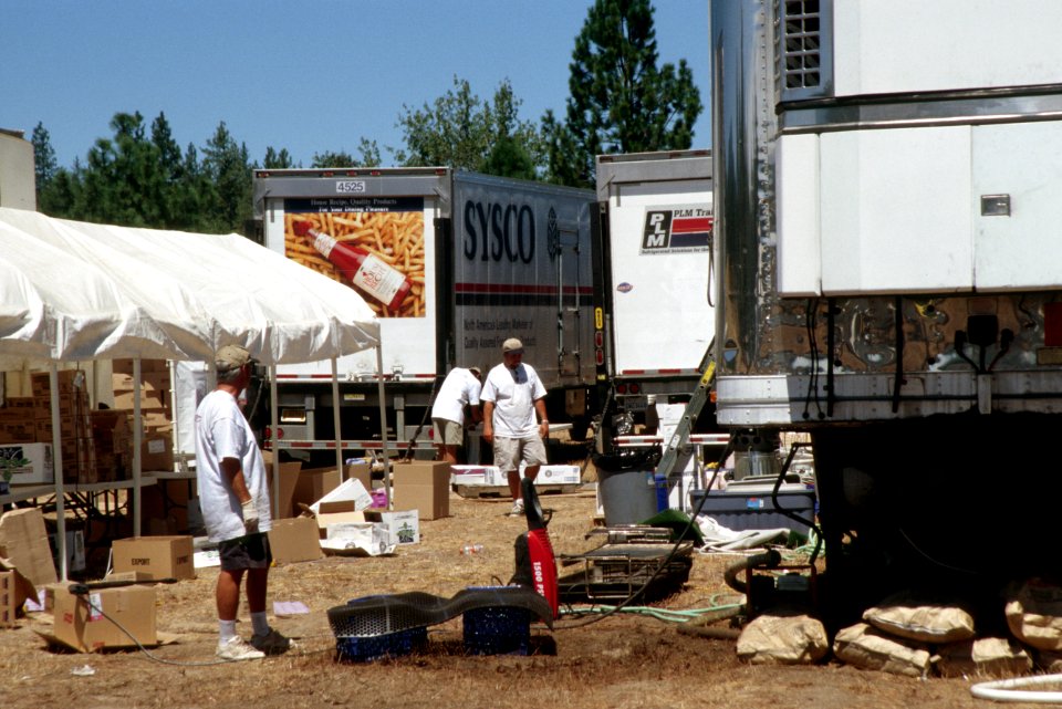 399 Rogue River-Siskiyou National Forest, Biscuit Fire camp