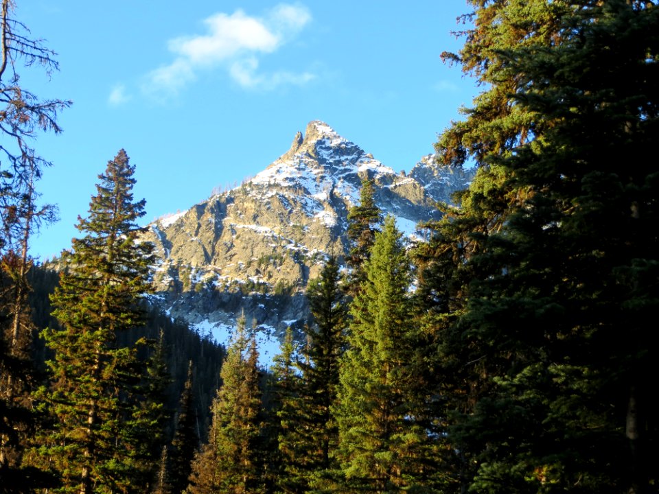 Ice Creek Trail scenery EntiatRD byPatrickHerman