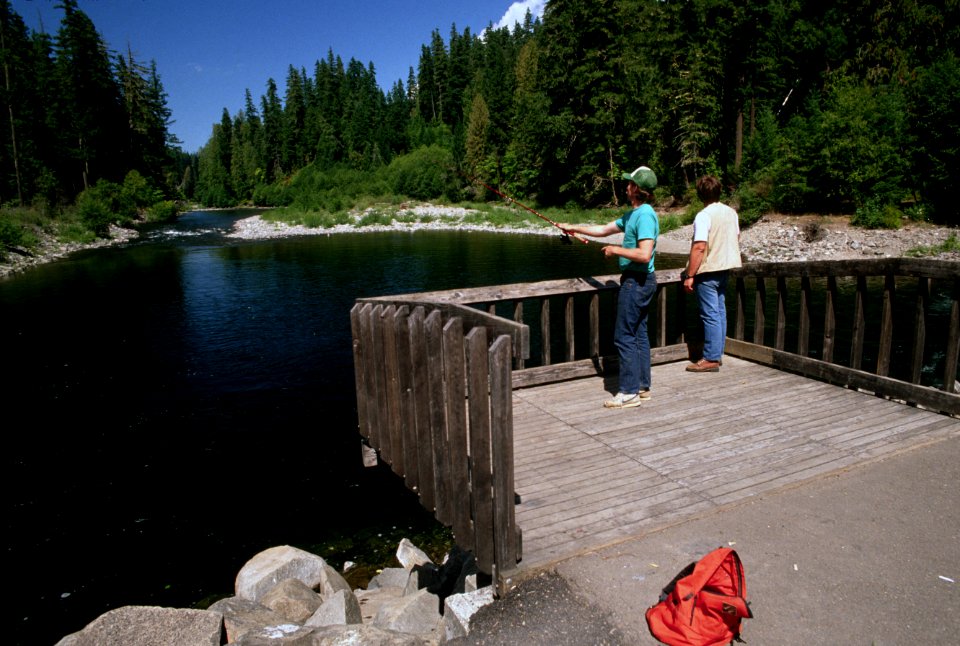 Fishing Clackamas River Mt Hood National Forest-4.jpg