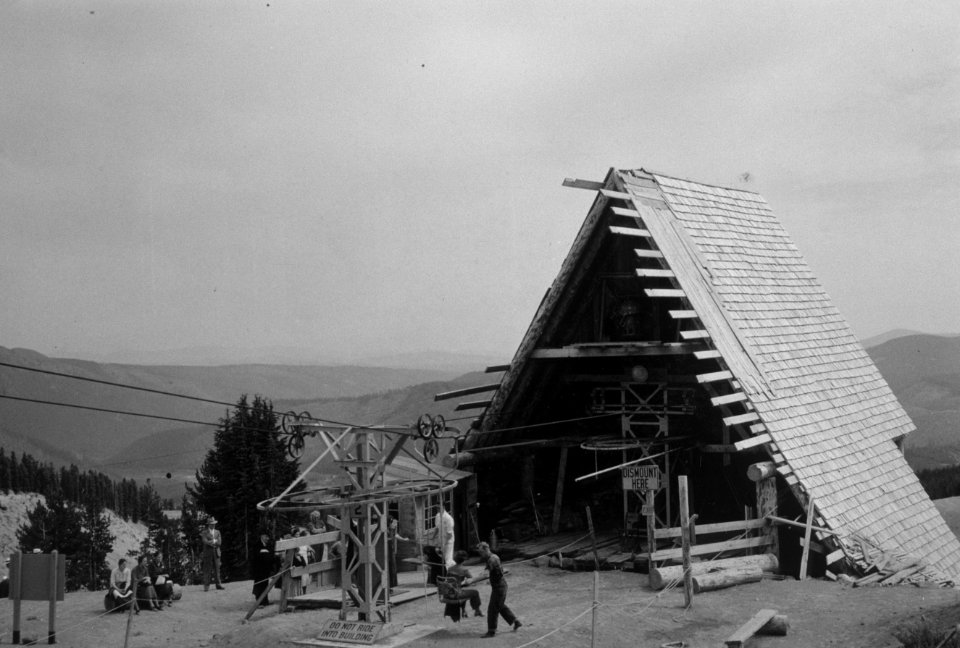 452 Timberline Lodge, Mt Hood National Forest, lower terminal Magic Mile chairlift