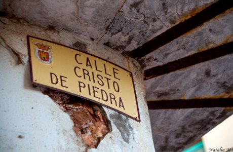DE PIEDRA es la Calle Cristo..
