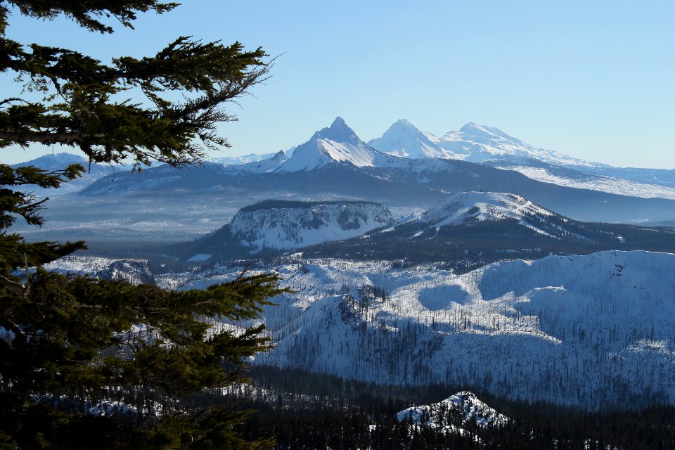 Mount Washington and Three Sisters from Maxwell Butte, Mount Jefferson Wilderness on the Willamette National Forest