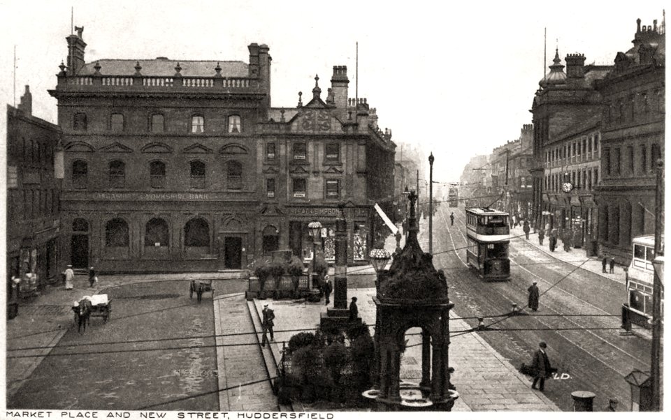 1920s photo postcard of Market Place and New Street