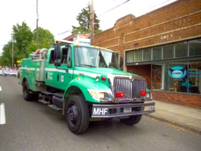 SMOKEY AT 2016 JR ROSE FESTIVAL PARADE-158 photo