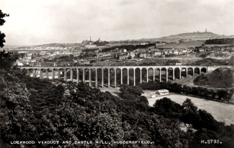 undated photo postcard of Lockwood Viaduct