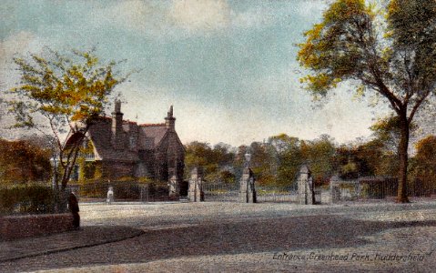 1908 postcard of Greenhead Park entrance