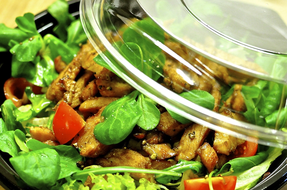 Eat mixed salad delicious