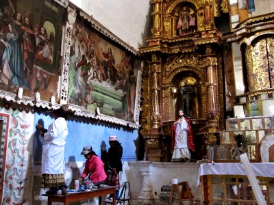 Interior de la iglesia de Sibayo Rumillacta, Cailloma, Arequipa, Perú