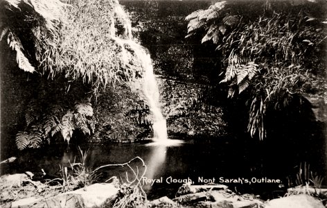 undated postcard of Royal Clough, Nont Sarah's, Outlane