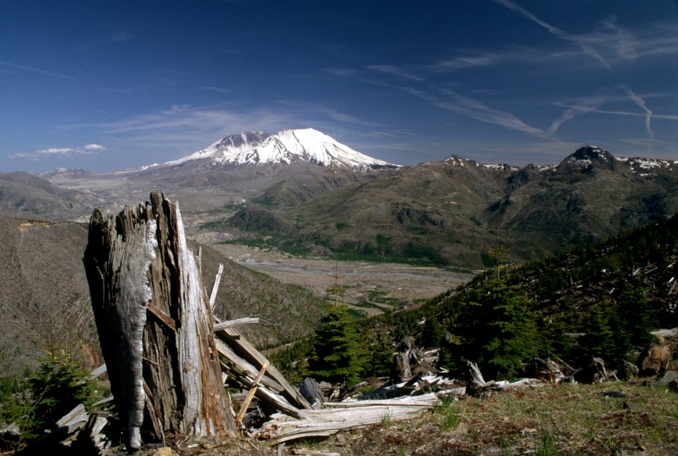 Gifford Pinchot National Forest, Mt St Helens NVM, Coldwater Ridge and Toutle River.jpg