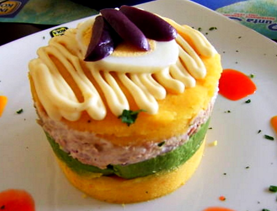 Causa rellena - Cocina Peruana