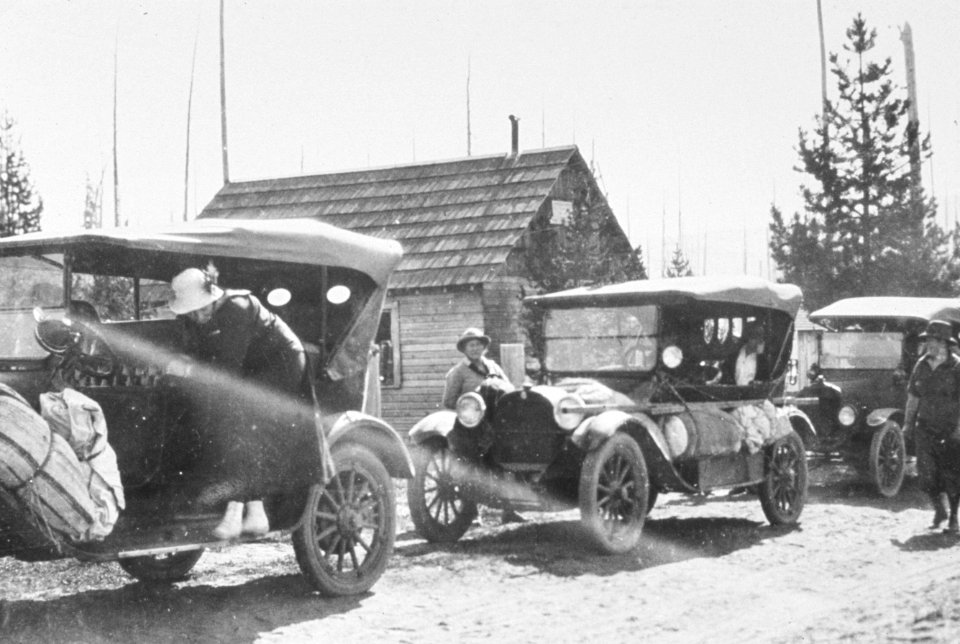 340 First car to reach Government Camp along Mt Hood Loop Hwy