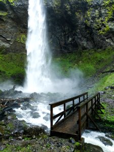 20190414 CascadeLocks Dry Creek falls off PCT Trail Nathan Zaremskiy 002