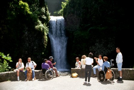Multnomah Falls Viewpoint, Columbia River Gorge National Scenic Area.jpg