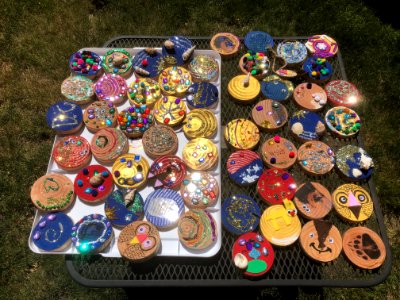 Making Christmas ornaments at Free Fishing Day in Oakridge on June 1, 2018