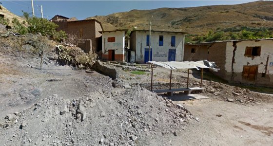 Aspecto de Huampara después del terremoto de Pisco. Yauyos, Lima, Perú photo