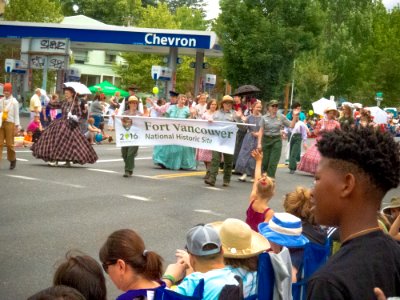 SMOKEY AT 2016 JR ROSE FESTIVAL PARADE-170