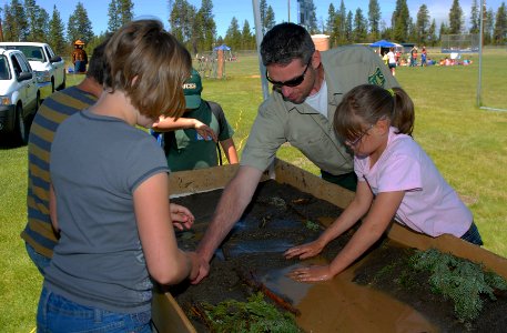 Youth Outdoor Education Deschutes National Forest