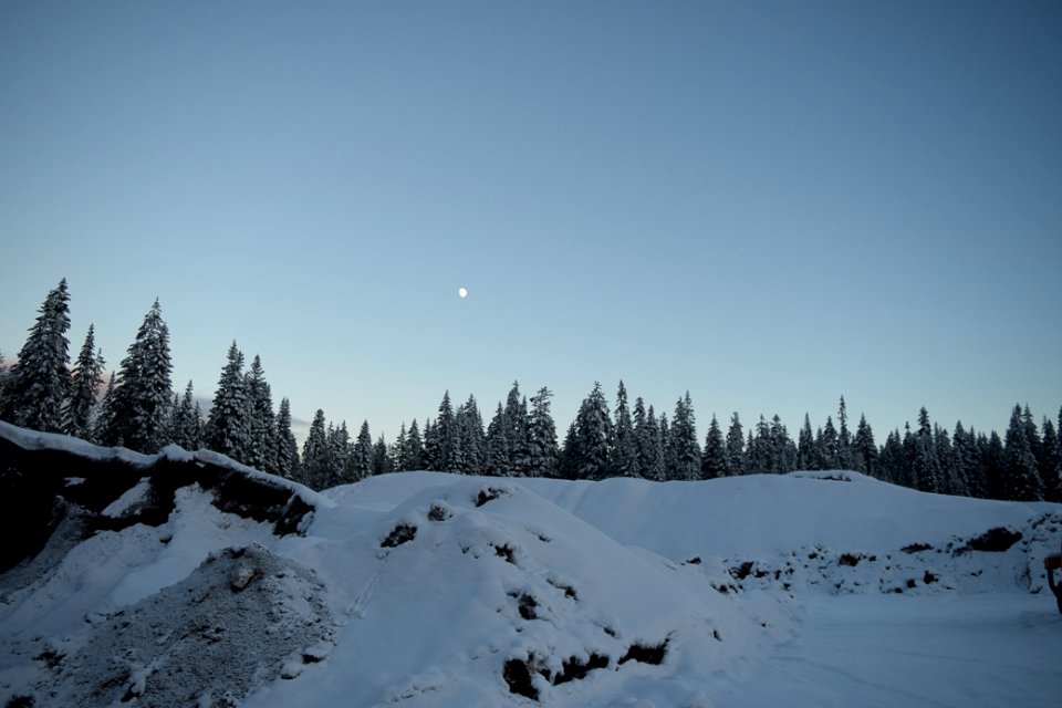 Diamond Lake, Umpqua National Forest photo