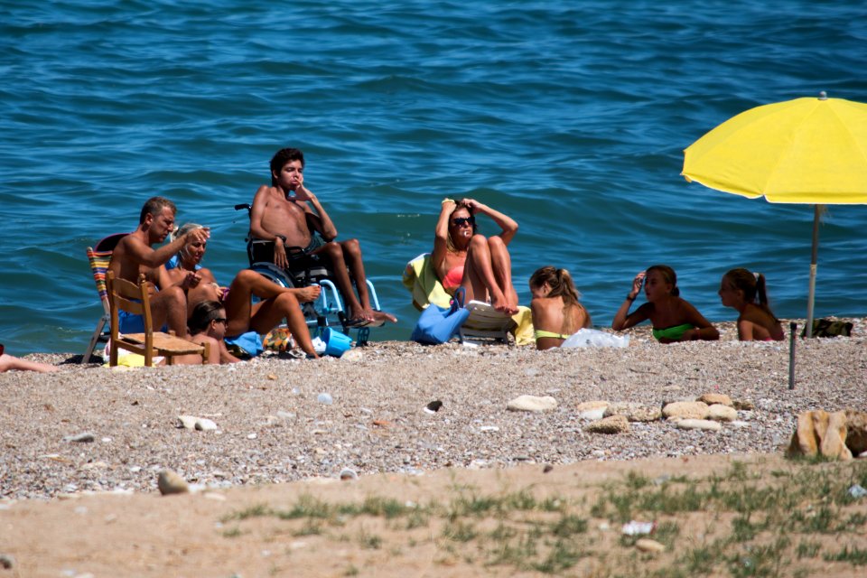 Al mare anche in carrozzina