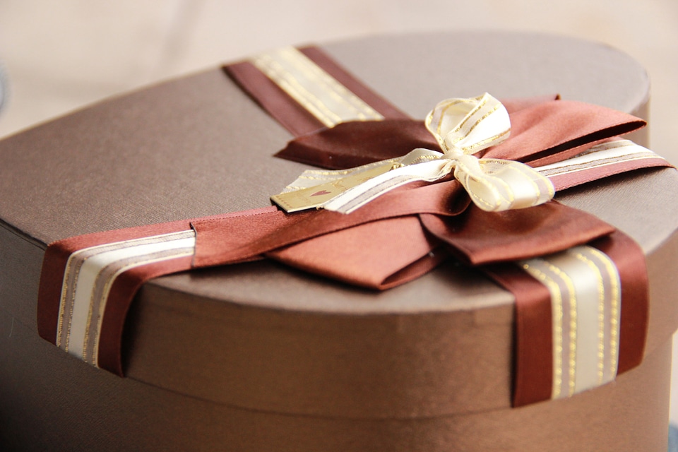 Gift couples love