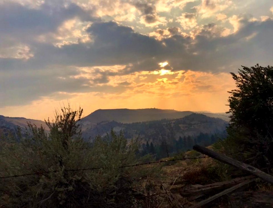 Smoky sunset, Lionshead Fire, 9-10-2020