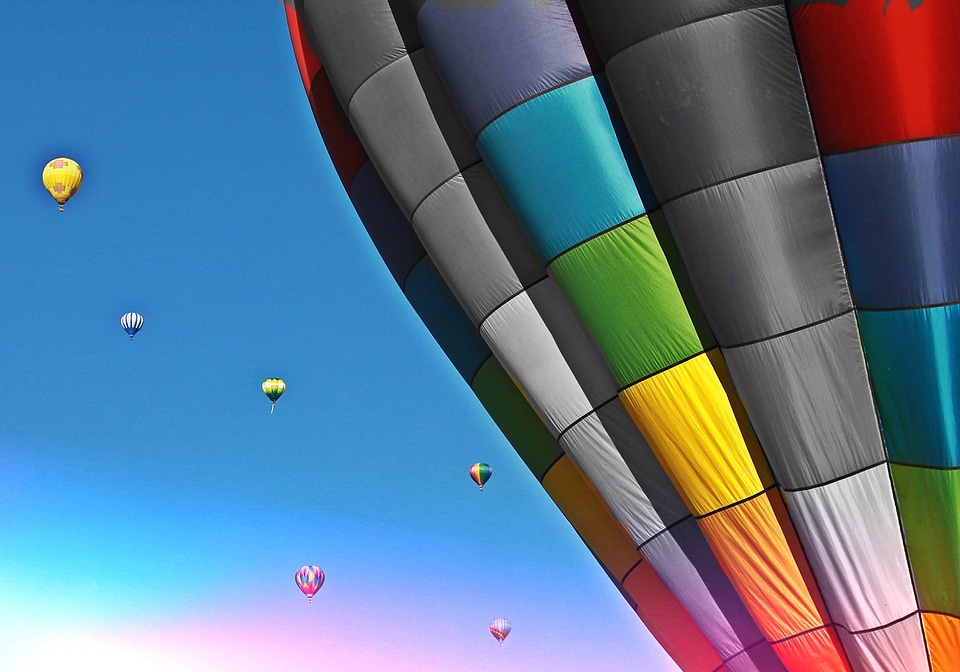 Hot air balloon ride flying captive balloon
