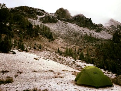 TentCampingInSkiffOfSnow-EntiatRD-OkaWenNFbyMasonSchuurUSFS-Sept16-2018