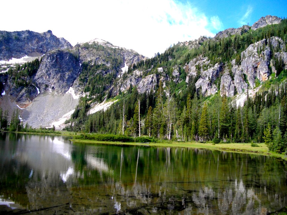 Larch Lake closeup EntiatRD WNF 2013 byPatrickHerman