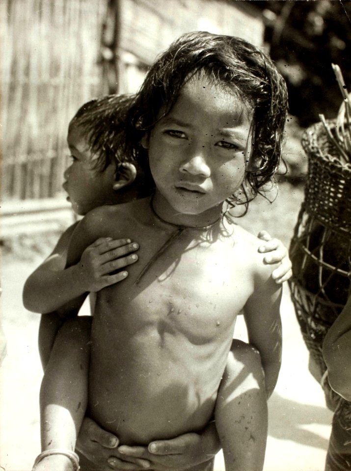 Trẻ em người Thượng ở miền Trung VN, 1930-1949