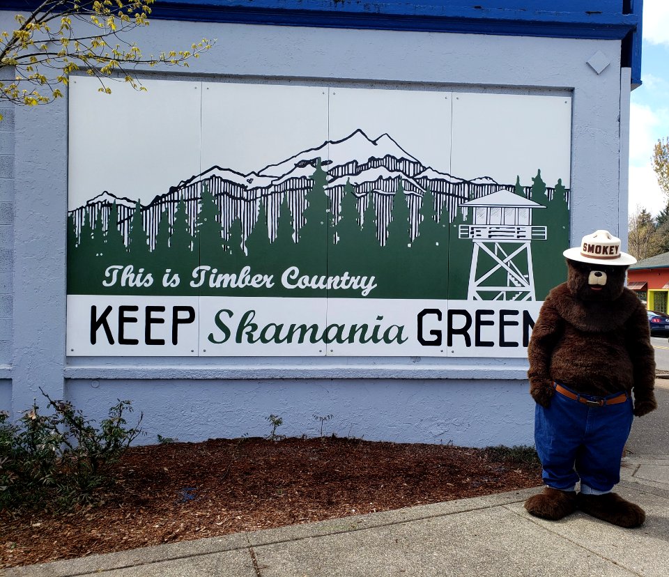 20190420 Smokey Bear at a Fire Prevention mural unveiling in Stevenson WA.