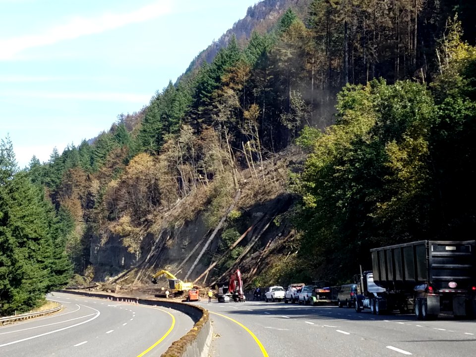 Oregon Department of Transportation clearing I-84 September 13, 2017