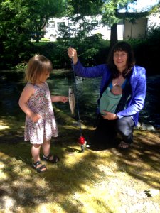 Making Christmas ornaments at Free Fishing Day in Oakridge on June 1, 2018