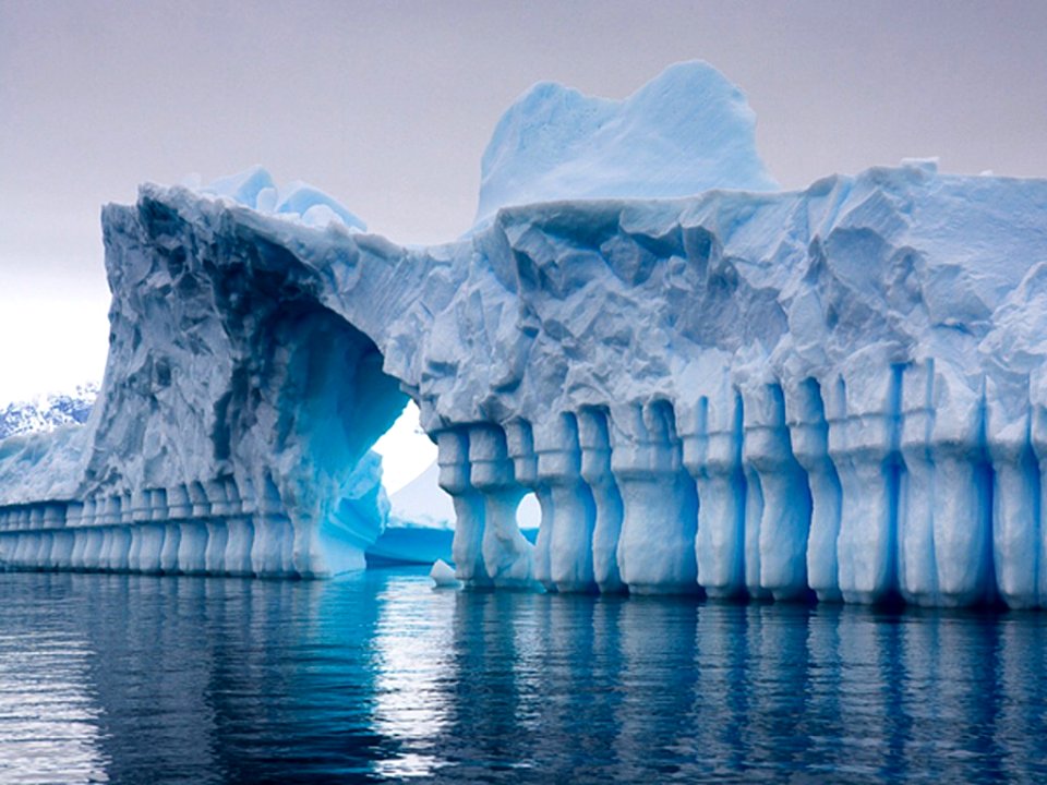 3.como alguns países (Austrália,. au, Alemanha,. de) o continente da Antártica tem seu próprio domínio de nível superior =. AQ