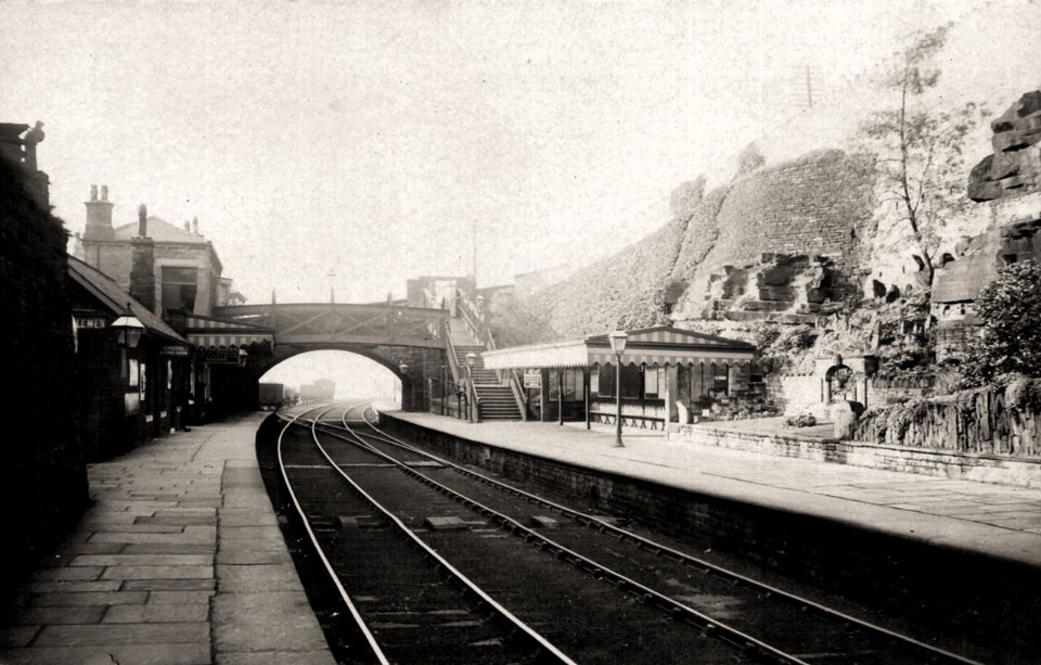 Berry Brow Station