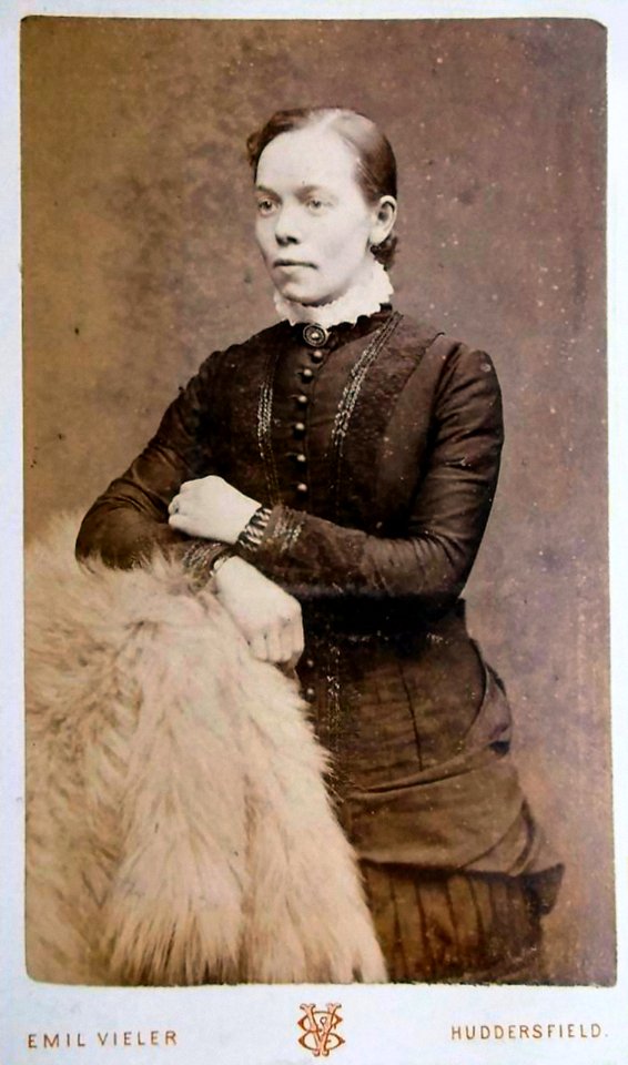 undated CDV by Emil Vieler of Huddersfield