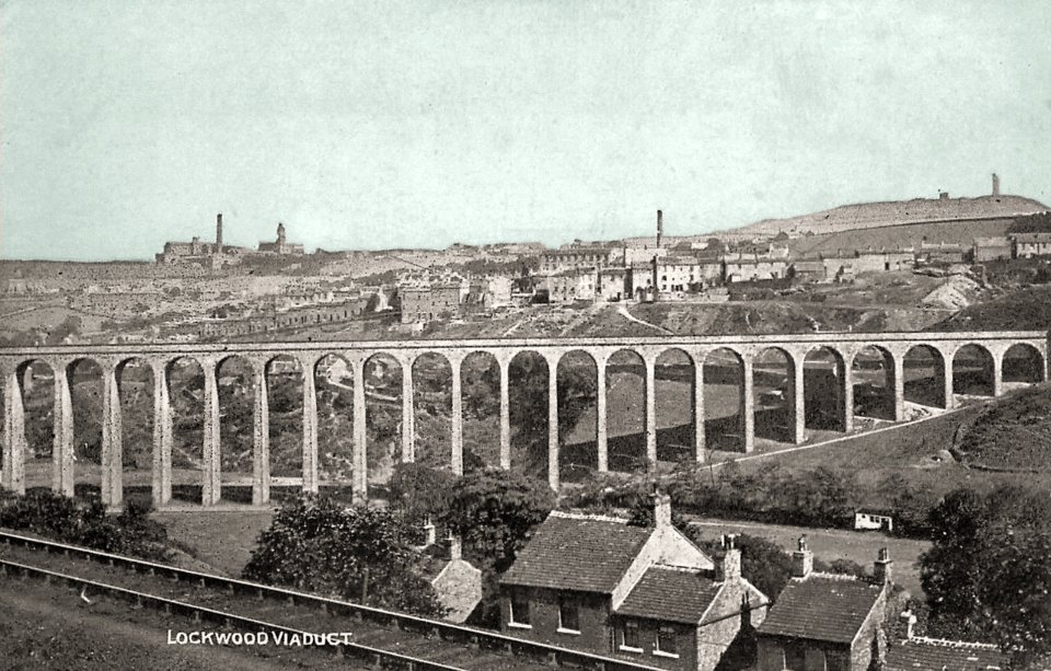 undated photo postcard of Lockwood Viaduct