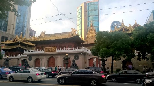 jing'an temple photo