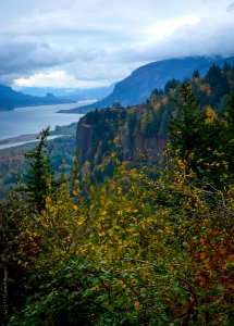 Vista House at Crown Point, October 26, 2018, photo courtesy of Sandi Nicol (SaLyNi Natural Images) photo