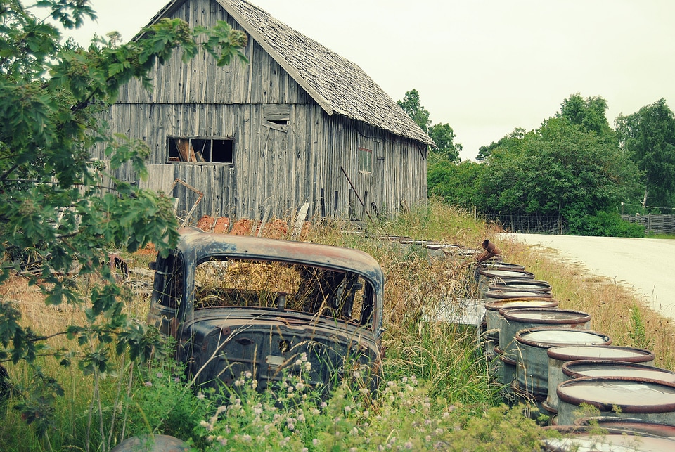 Rust scrap abandoned
