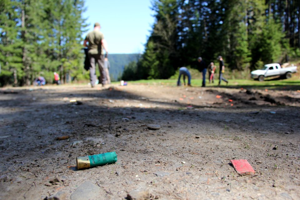 Trash No Land, Target Shooting Cleanup Event, Fish Creek Area, Earth Day  - Mt. Hood National Forest. Photos by Trent Deckard